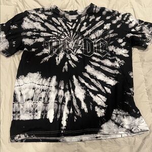 Black and White Tie-Dye Shirt
